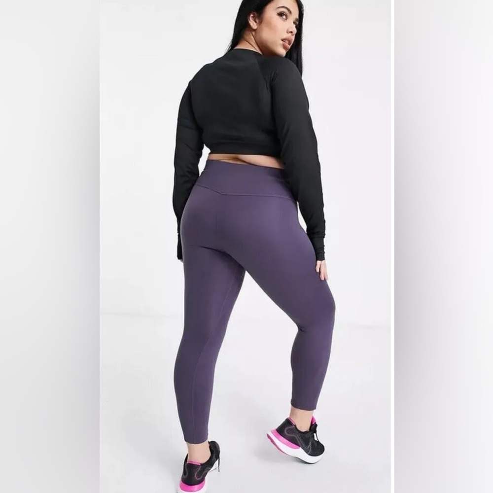 Nike Women's Plus 7/8 Mid Rise One Luxe Icon Clash Training Legging Purpke 1X